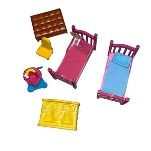 Vintage fisher price dollhouse doll furniture little people Barbie loving family